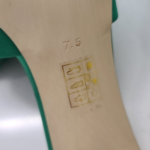 Jeffrey Campbell  BOW_DOWN Green satin bow stiletto slides, New in box US 7.5 - Picture 9 of 12